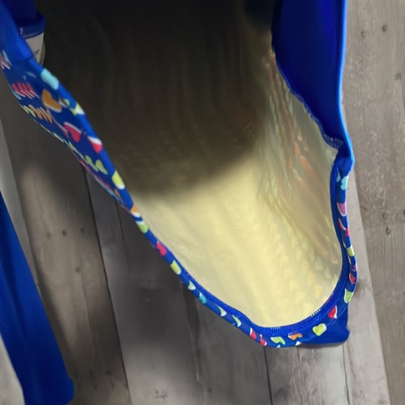 Lands’ End Girls Rash Guard Swim Top - Picture 5 of 7